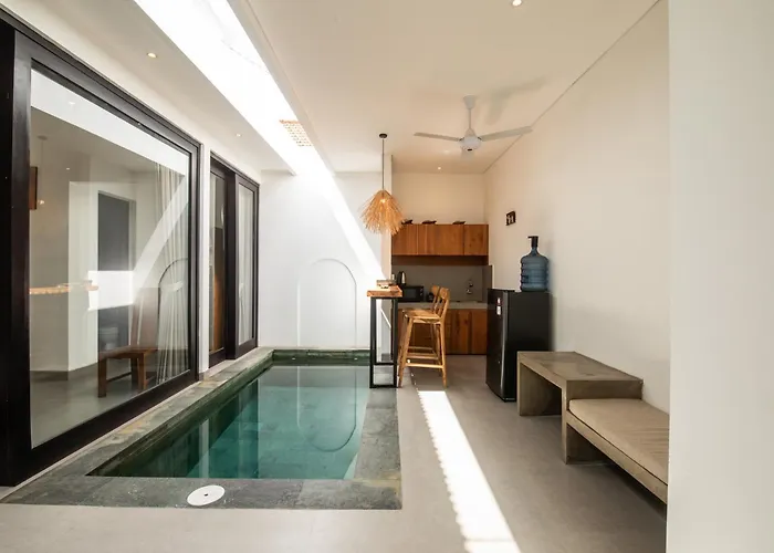 Minimalist With Pool #lina2 Canggu (Bali)